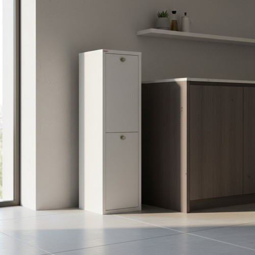 LUA Design-Abfallmöbel aus Metall, Weiß, platziert in einem modernen Büro.